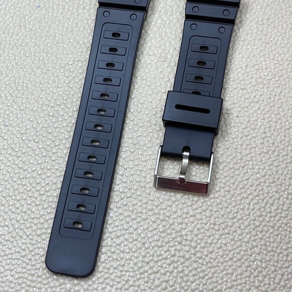 Hadley-Roma 18mm Black Rubber Sport Diver Watch Strap, Pin Buckle, MS930 Design - Picture 1 of 2